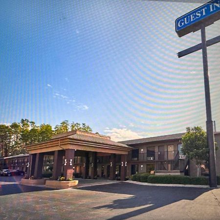 Guest Inn Lake City Luaran gambar