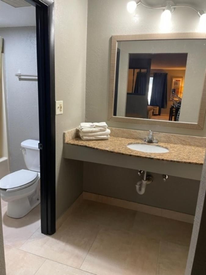 Guest Inn Lake City Luaran gambar